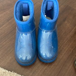 Royal blue kid uggs